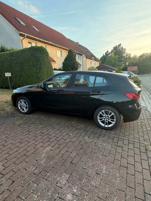 Image of BMW 118