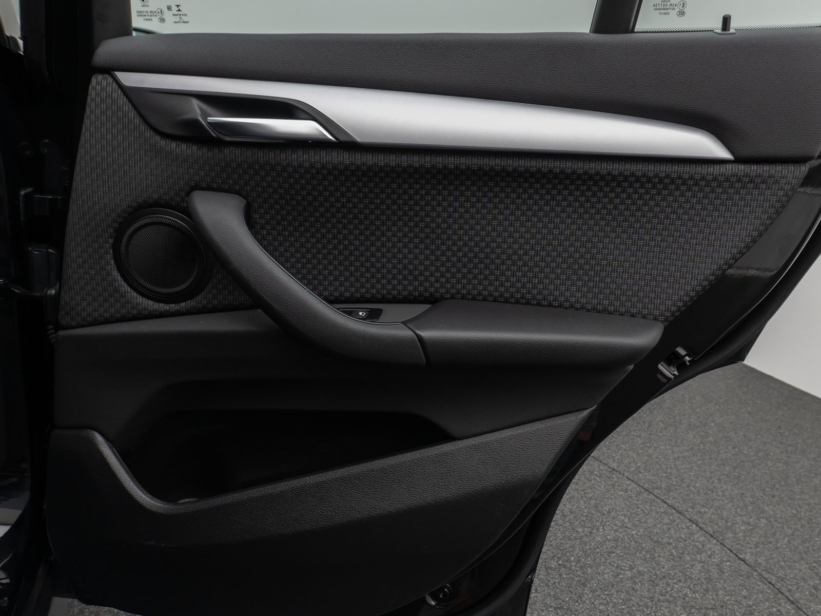 Fahrzeugabbildung BMW X1 sD20i Panorama Navi Lordos DAB HiFi Parkassis