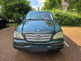 Mercedes-Benz ML 270 CDI Diesle - gebrauchte Mercedes-Benz ML 270 aus dem Jahr 2001