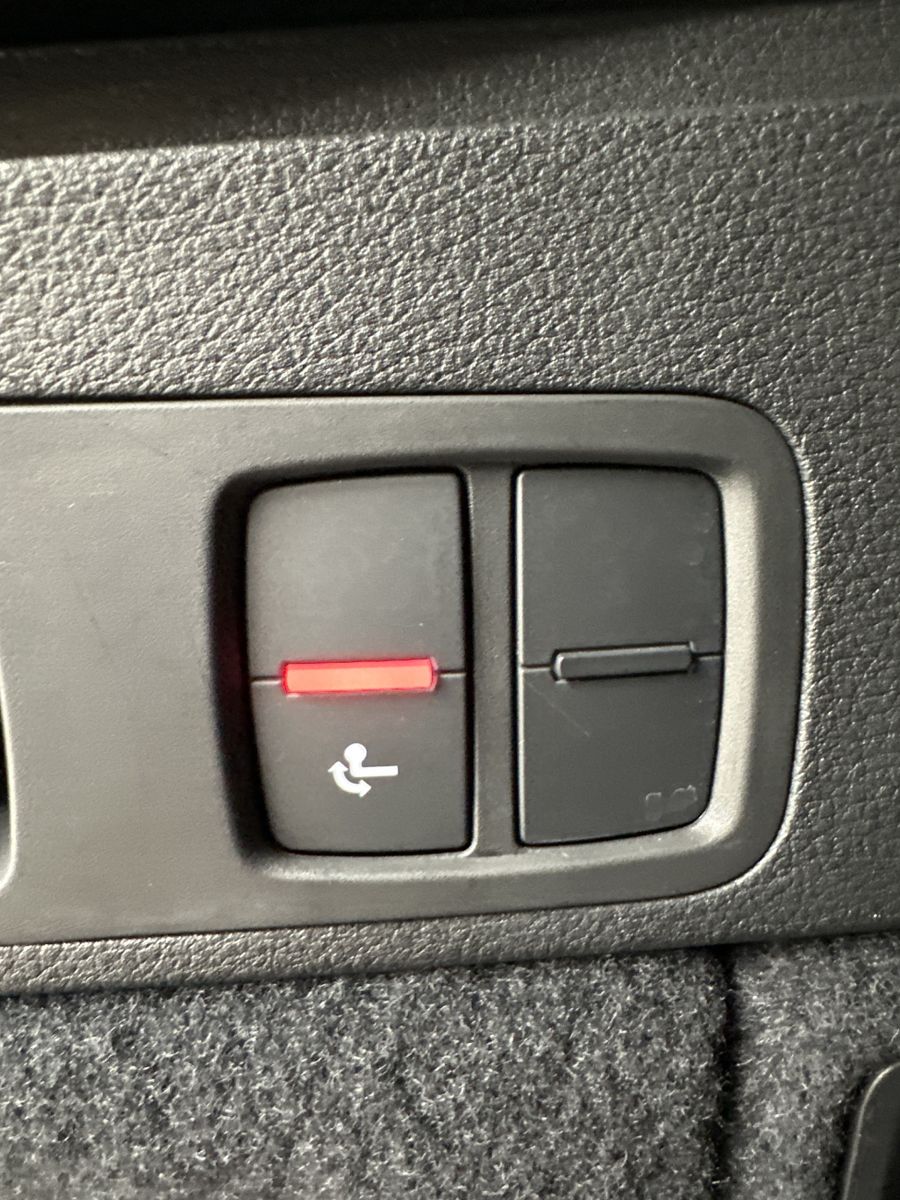 Fahrzeugabbildung Audi Q5 40 TDI S-Line Qu NAV+MATRIX+ACC+AHK+STHZG+VC