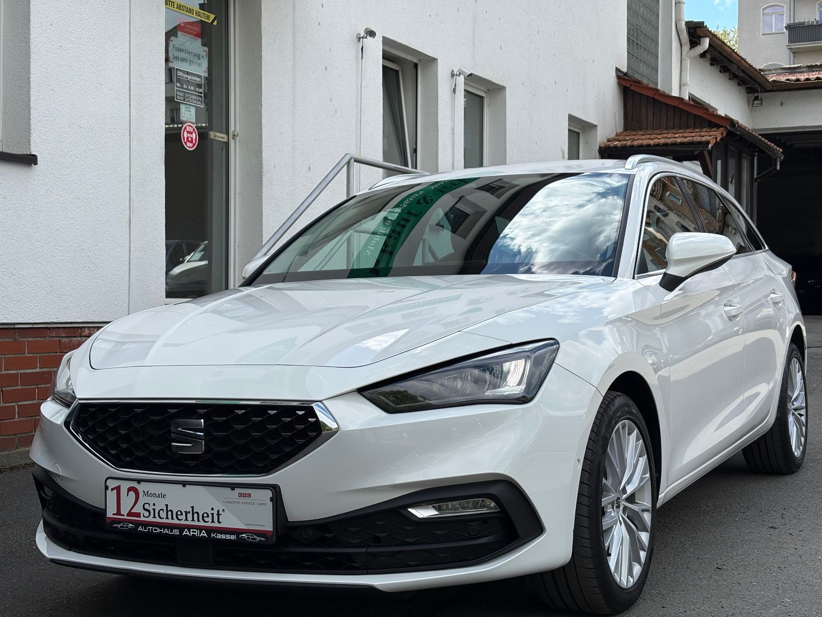 SEAT Leon 2.0 TDI ST Xcellence AHK LEDER NAVI LHZ SHZ