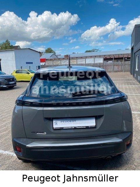 Peugeot 2008 Active PT 100, GJR