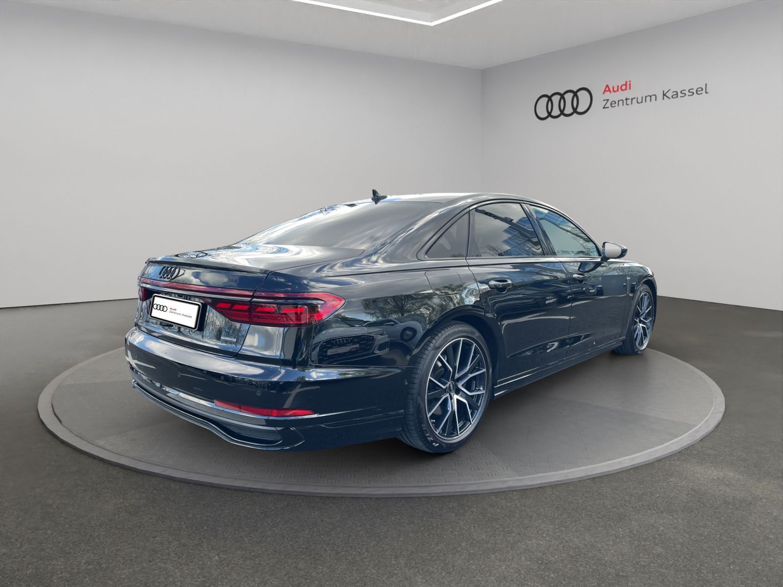 Audi A8 - Bild 7