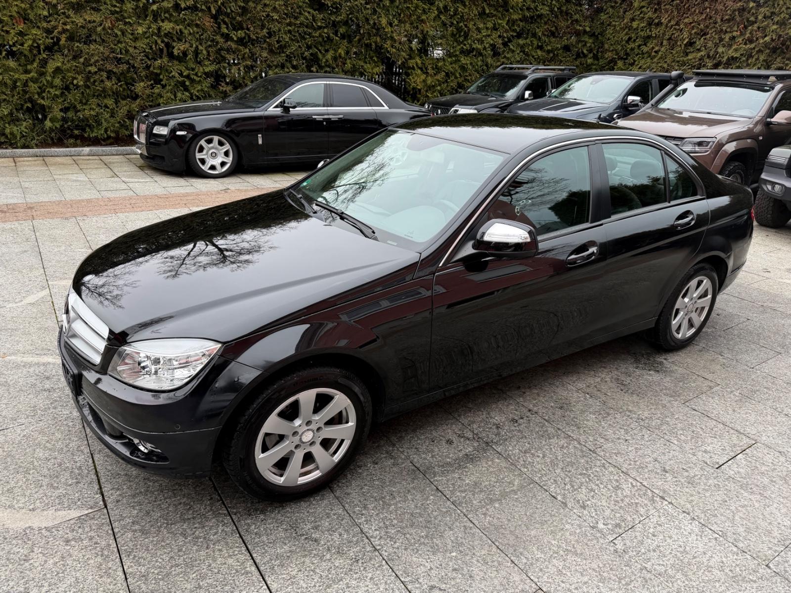 Mercedes-Benz C 200 Kompressor Limousine Elegance Aut. *Leder*