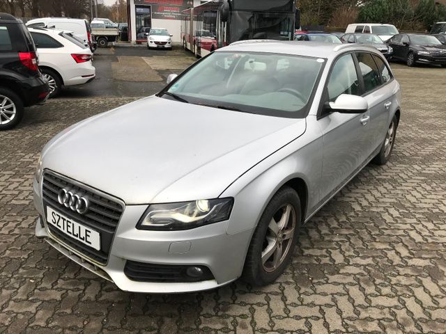 Audi A4 2.7 TDI Avant Attraction*NAVI*1.HAND*