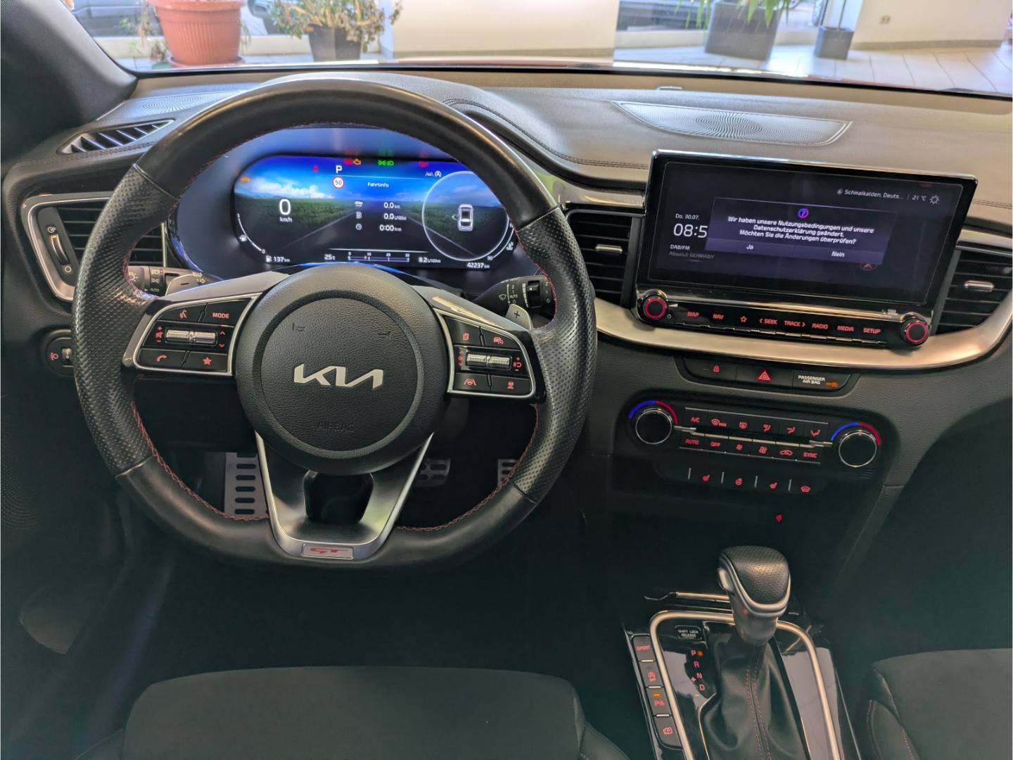 Kia ProCeed 1.6 GT+Navi+LED+SHZ hinten+Kamera+
