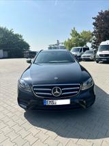 Mercedes-Benz E 220d 4MATIC T AMG Line|Night|Distronic|AHK - Mercedes-Benz E 220: Standheizung