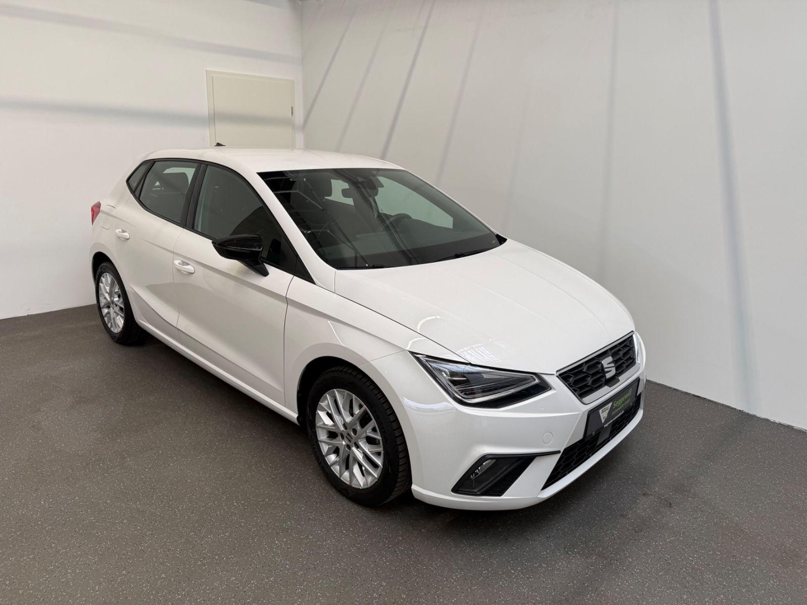 SEAT Ibiza FR 81KW LED ACC Navi PDC ALU