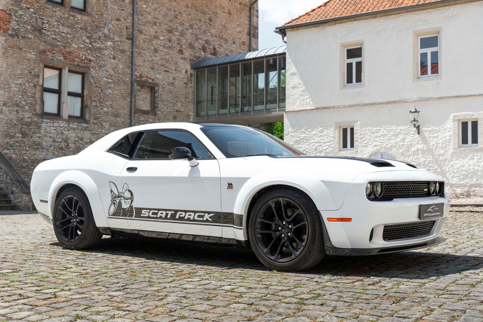 Fahrzeugabbildung Dodge Challenger 6,4L SCAT WIDEBODY ALPINE KAM TOTW