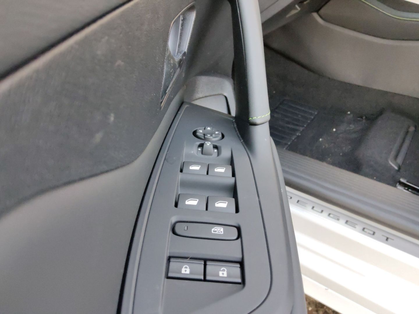 Peugeot 308 - Bild 17