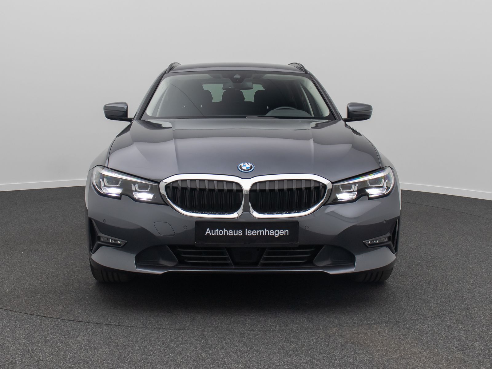Fahrzeugabbildung BMW 320e DAB CockPitPro Lordos PDC Stop&Go Alarm LED