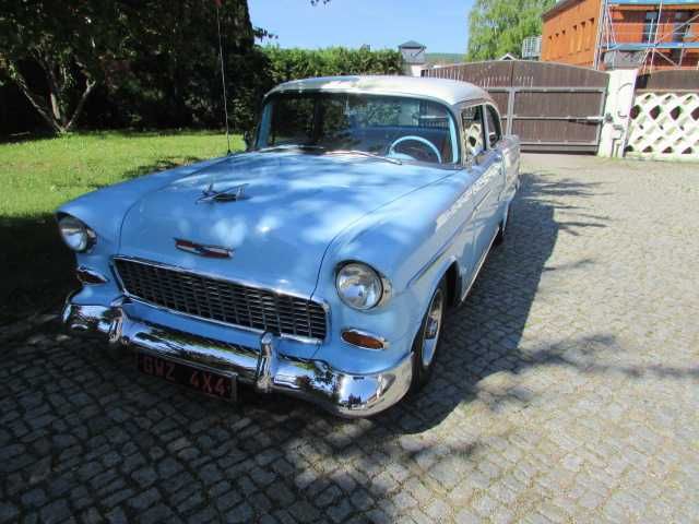 Chevrolet BelAir restmod 5.7 L V8 mit Automatikgetriebe Tw