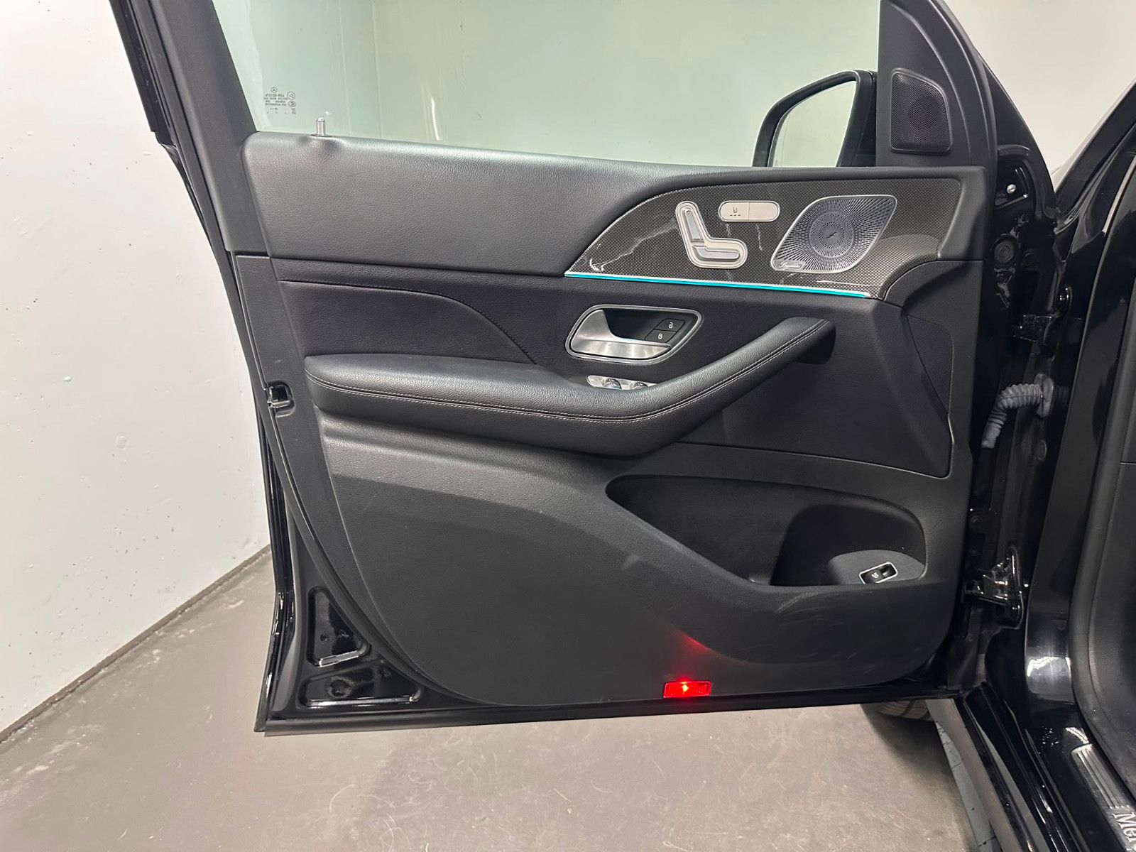 Fahrzeugabbildung Mercedes-Benz GLE 350 de 4MATIC *AMG-LINE*DISTRO*AHK*KEYLESS*