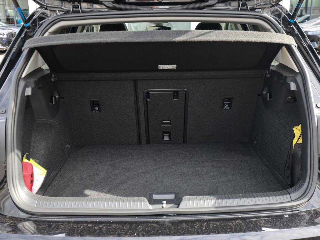 Volkswagen Golf VIII 1.5 eTSI Style PANO LED ACC SHZ PDC, миниатюра 11