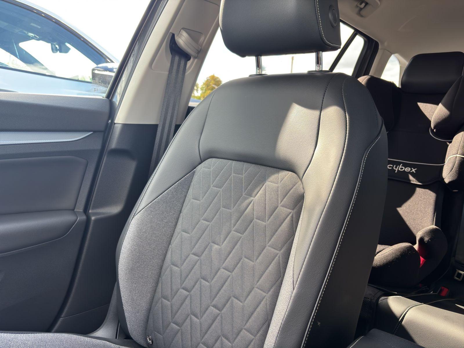 Volkswagen Golf Variant 1.5 eTSI 7-Gang DSG Energy AHK, миниатюра 20