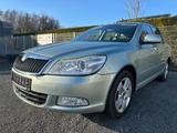 Skoda Octavia Combi Elegance Leder Navi - gebrauchte Skoda Octavia aus dem Jahr 2009