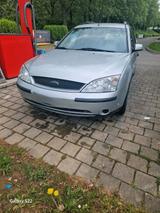 Ford Mondeo 2.0 benzin - Ford Mondeo aus 2002: 2.0