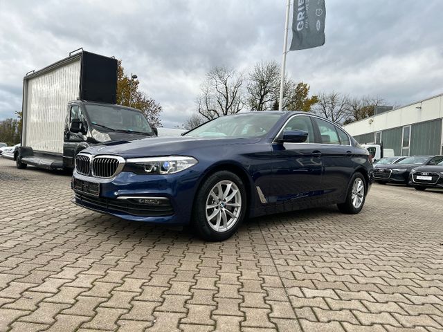 BMW 520d xDrive *LED Navi Leder 360 Park Assistent*