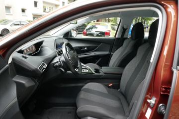 Fahrzeugabbildung Peugeot 3008 Active, Navi, PDC vo+hi