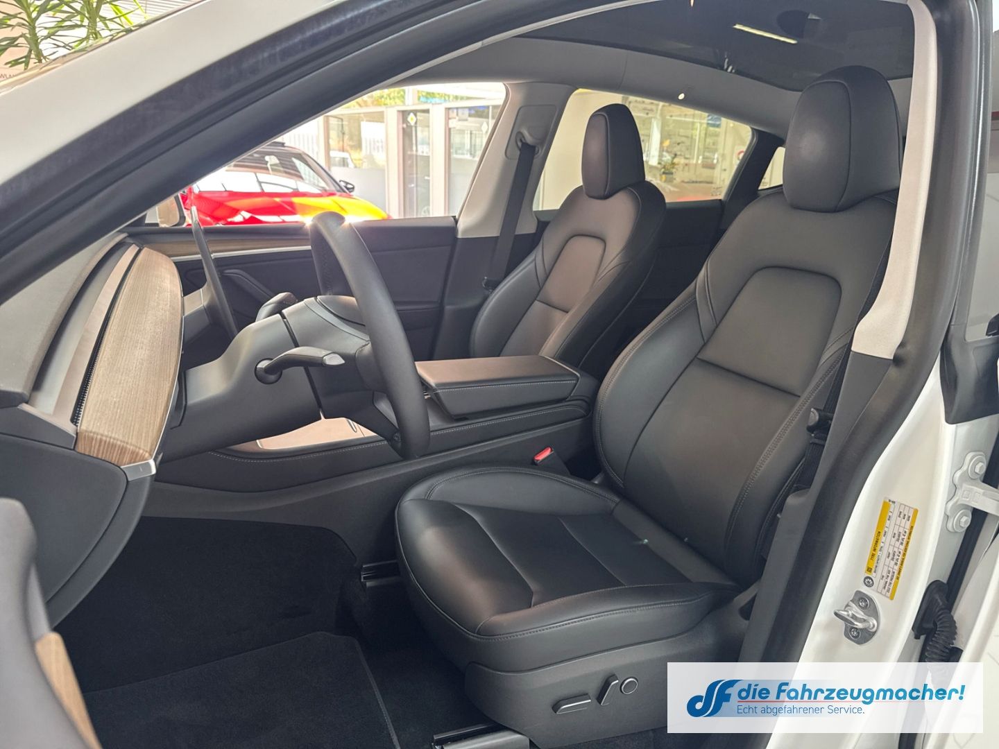 Fahrzeugabbildung Tesla Model Y RWD Panorama Navi Soundsystem LED ACC WL
