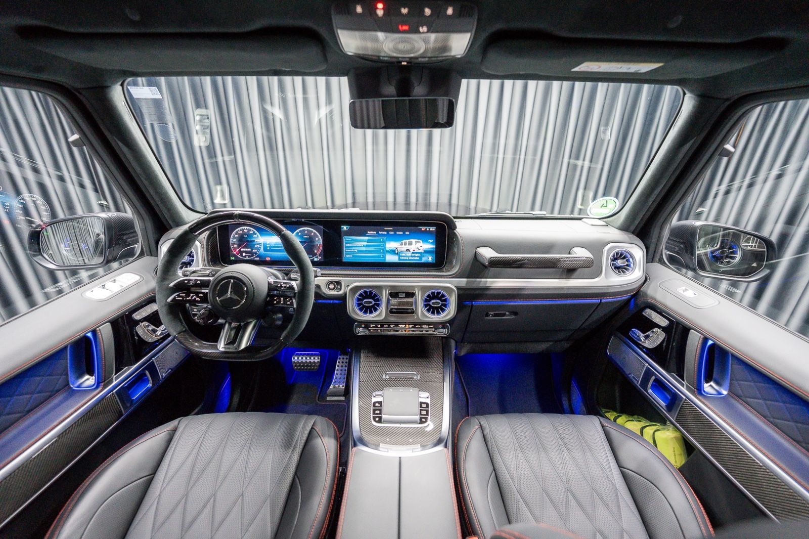 Fahrzeugabbildung Mercedes-Benz G 63 AMG 2025*In&Out CARBON*A22*3xTV*Superior