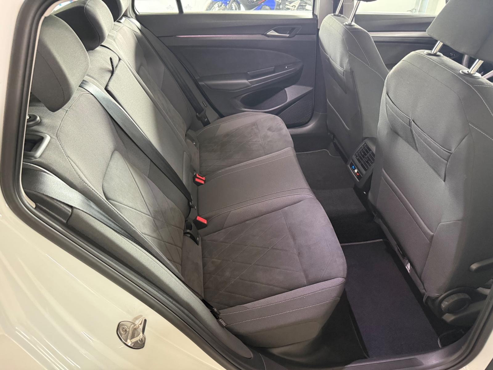 Volkswagen Golf VIII Variant Style, миниатюра 15