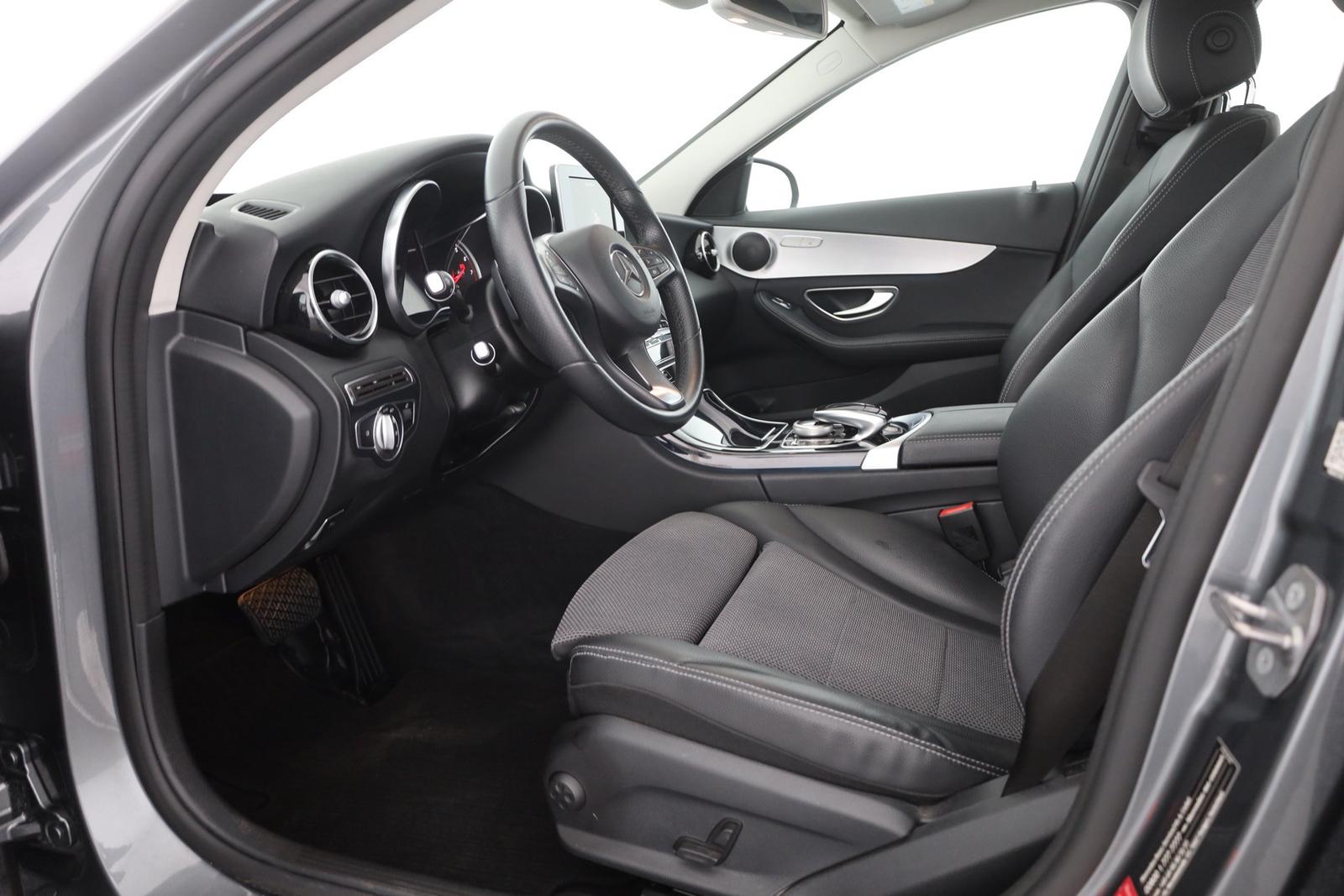 Mercedes-Benz C180 T CGI Avantgarde LED Navi Sitzheizung PDC