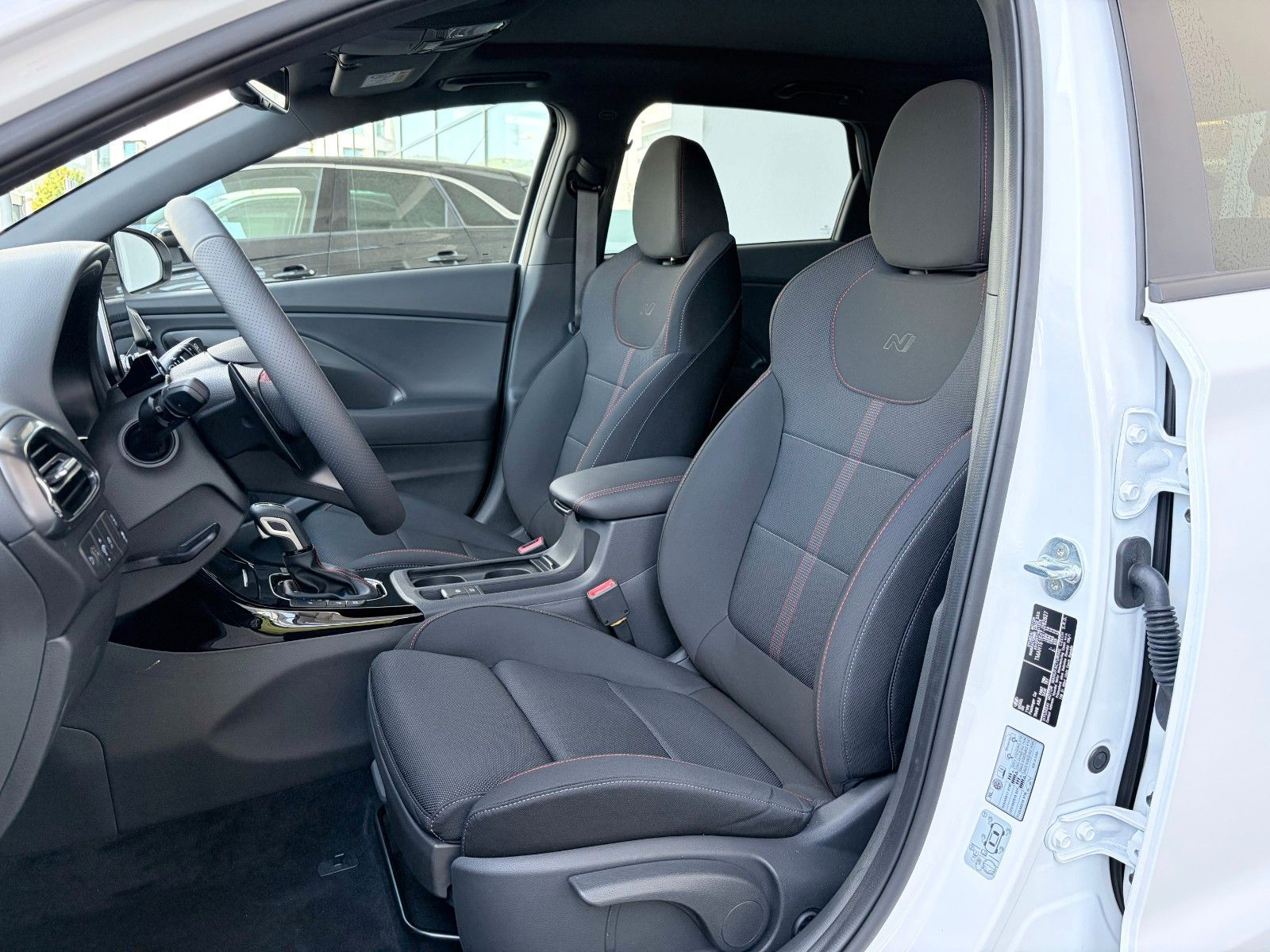 Fahrzeugabbildung Hyundai i30 1.6 T-GDI N Line Kamera,LED,Navi,Pano,SHZ,SD