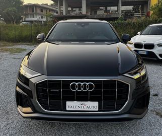 Audi Q8 - 3