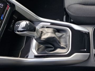 Volkswagen T-Roc - 11