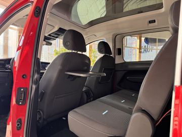 Ford Grand Tourneo Connect Active