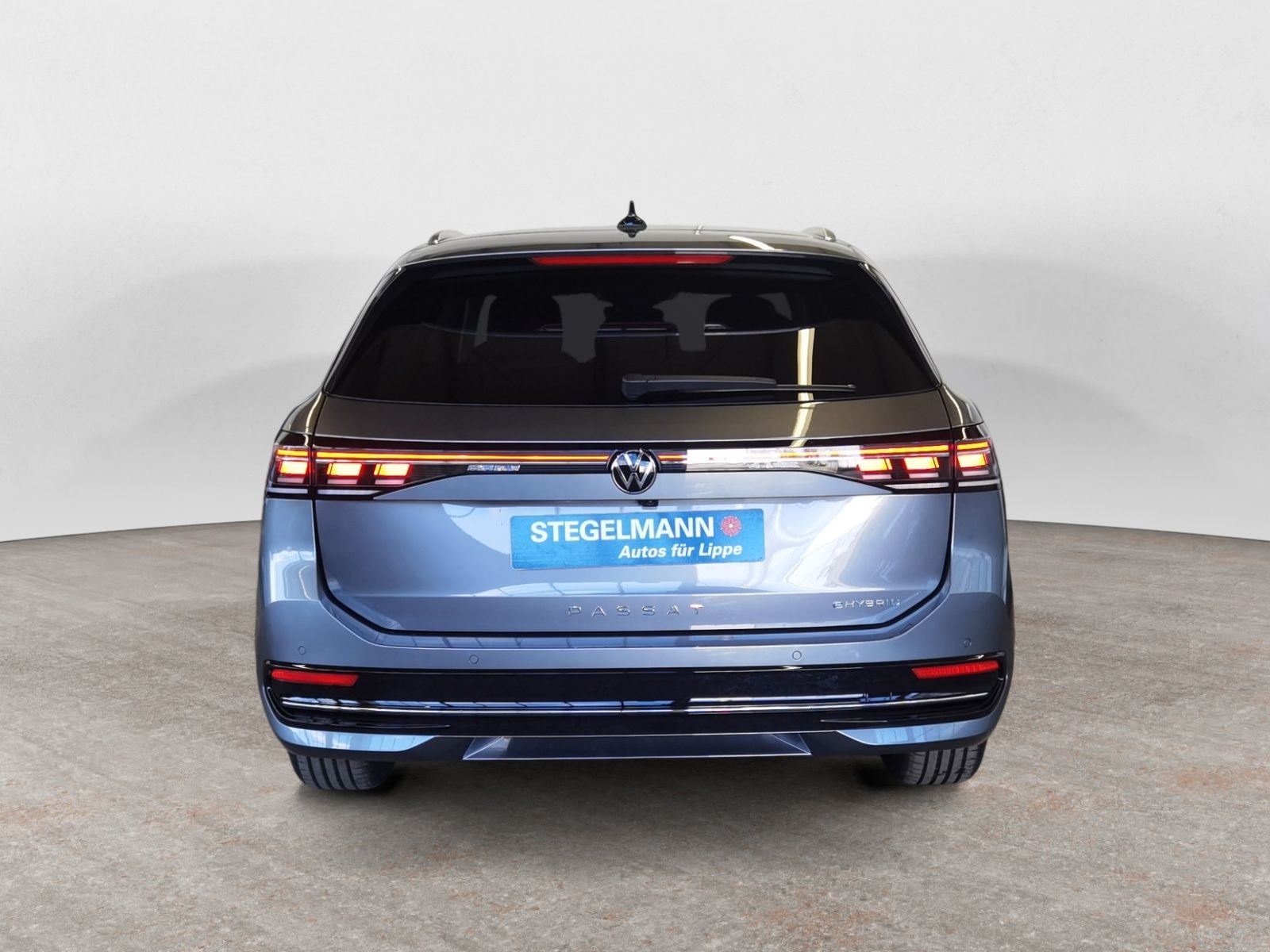 Volkswagen Passat Variant 1.5 TSI Hybrid Elegance Matrix AC foto 5