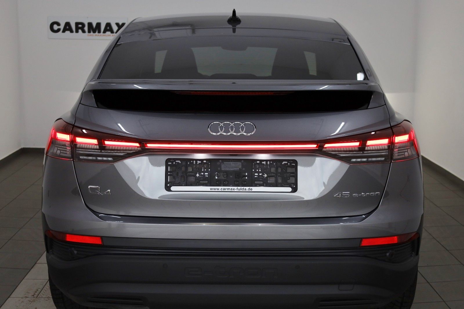 Fahrzeugabbildung Audi Q4 e-tron Sportback 45,S line, SH,Kamera,ACC
