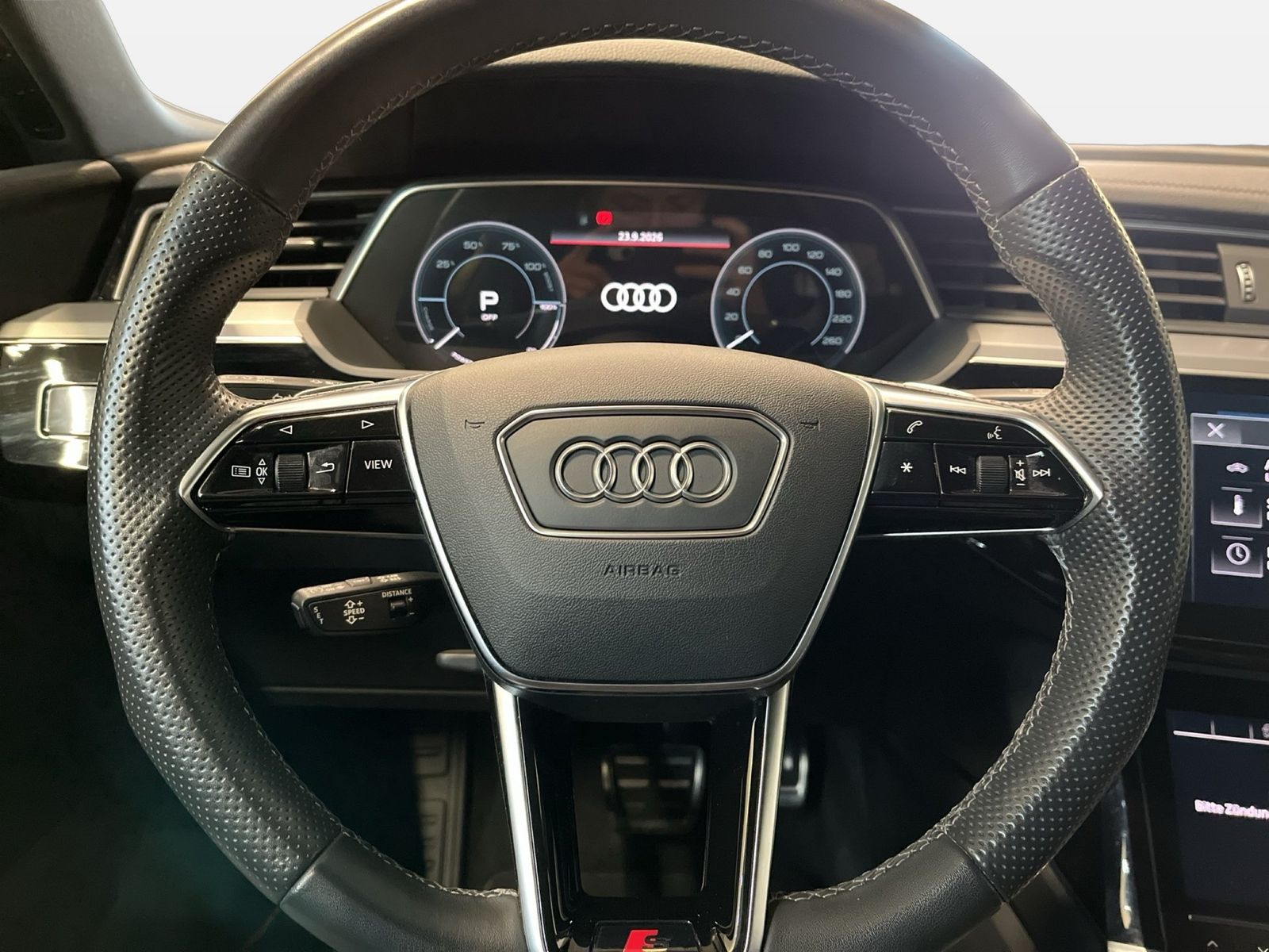 Audi Q8 e-tron - Bild 16