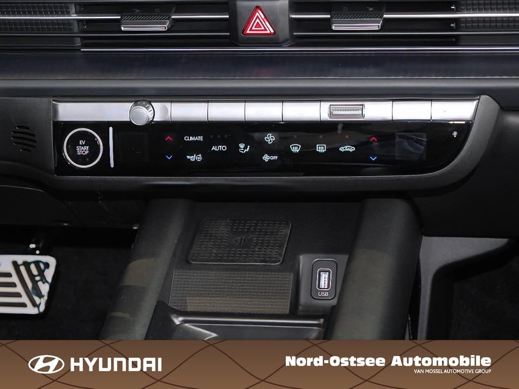 Fahrzeugabbildung Hyundai IONIQ 6 UNIQ Glasdach dig. Außenspiegel LM-Felge