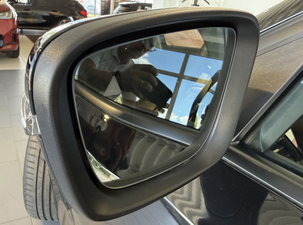 BMW 330e  Advantage KAM+KOMF+ACC+LASER+HUD+SPUR+DAB foto 20