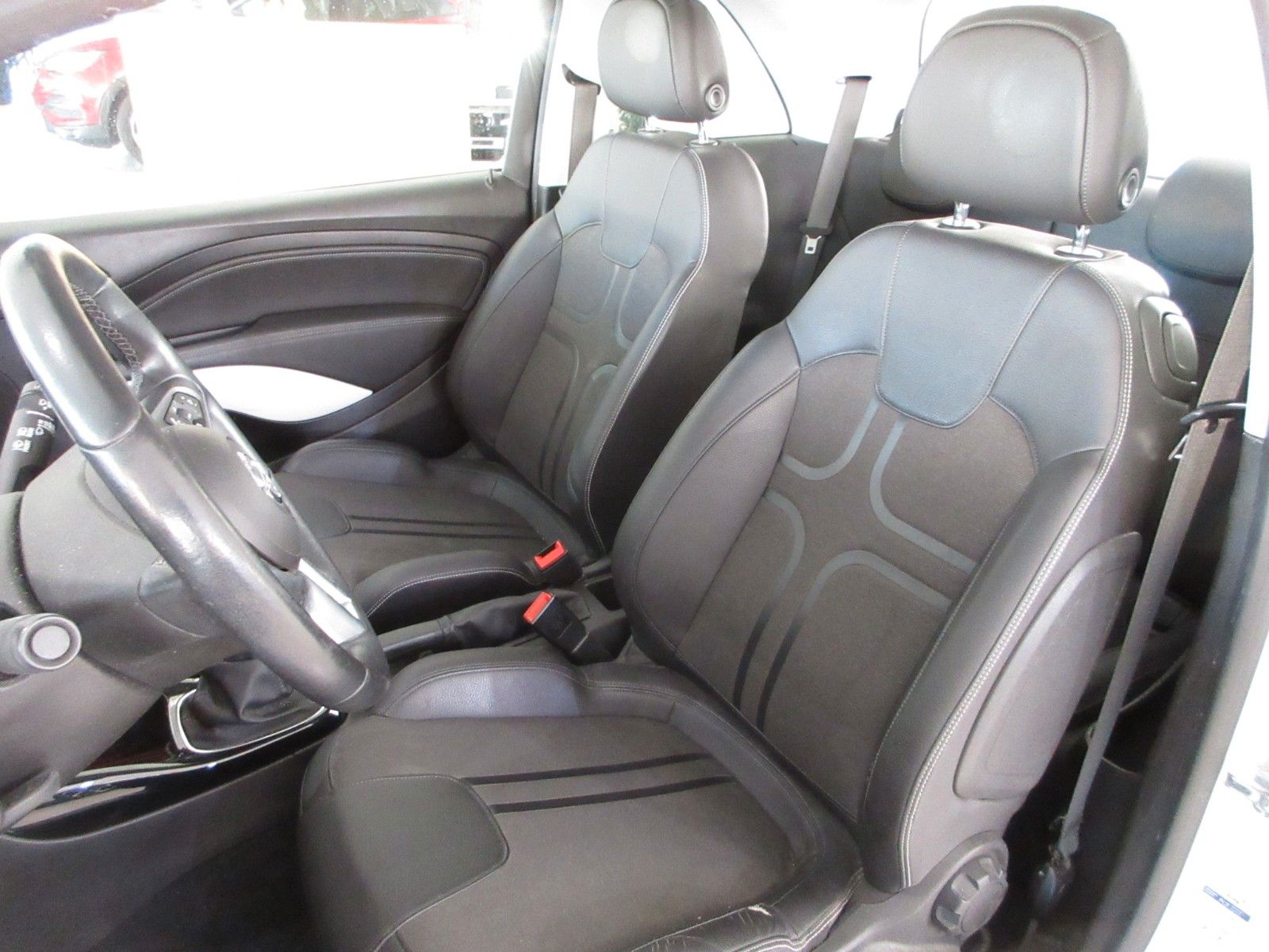 Fahrzeugabbildung Opel Adam Slam 1.0T SHZ/LHZ/LED/ALU17"