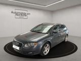 Audi A4 Avant 2.0 S-Line-2Hand-Scheckheft-AHK-Sitzhei - Audi A4 aus 2006: Line