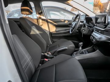 Hyundai Bayon 1.0 Select 2WD Kamera Navi Spurhalteassi.