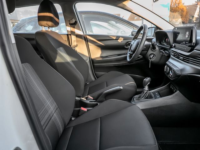 Hyundai Bayon 1.0 Select 2WD Kamera Navi Spurhalteassi.