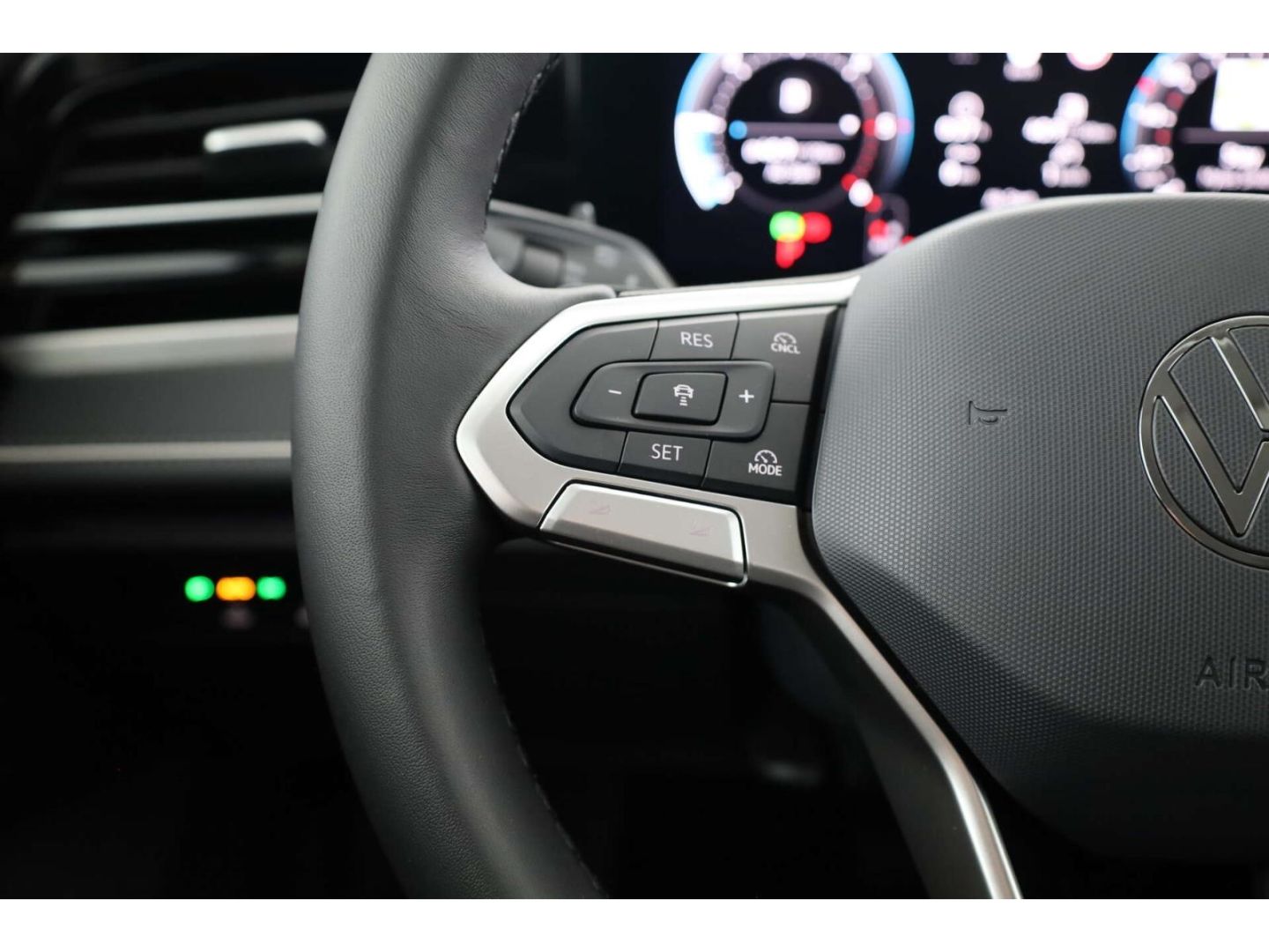 Volkswagen Passat - Bild 15