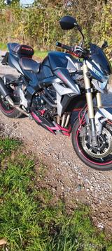 Suzuki Gsr 750 A - SUZUKI GS 750