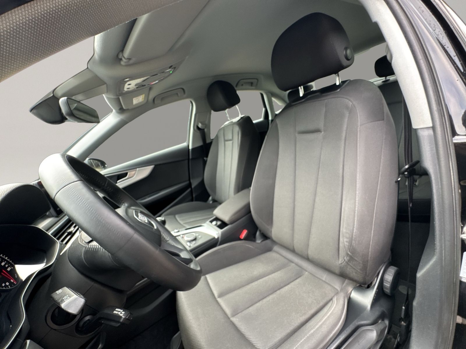 A4 1.4 TFSI, APS, Sitzheizung, Multifunktionlenk