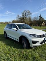 Volkswagen Touareg 3.0 V6 TDI -AHK- Panorama- R-Line  - Volkswagen Touareg: 3.0