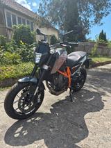 KTM Duke 690 - KTM 690 DUKE