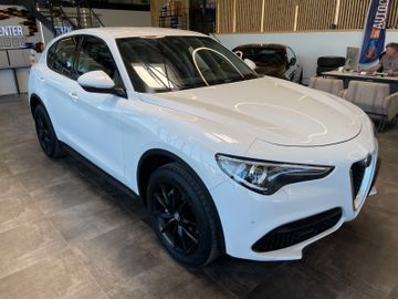Alfa Romeo Stelvio Super Q4 *KAM*NAVI*TEMPOMAT*LKHZ*