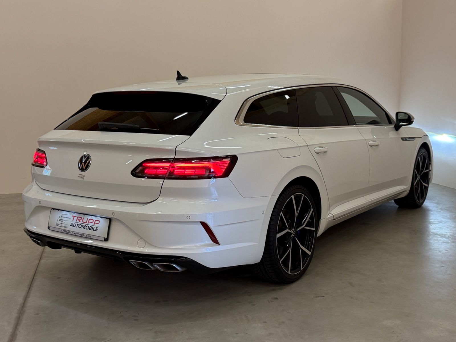 Volkswagen Arteon SB R 4Motion/PANO/AHK/IQ-Light/HUD/R-KAM foto 8