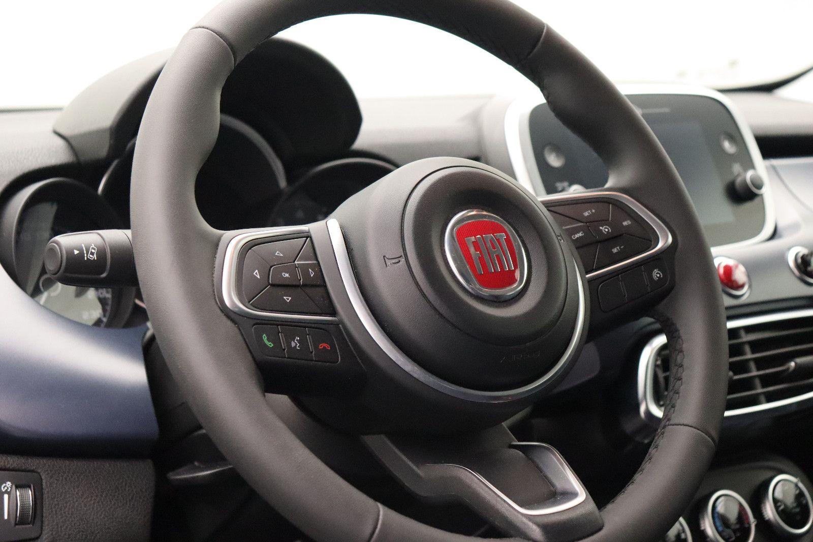 Fahrzeugabbildung Fiat 500X 1.0 Club Navi