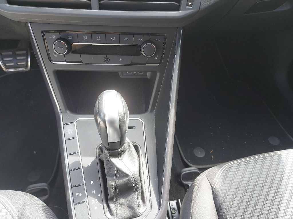 Fahrzeugabbildung Volkswagen POLO 1.0 TSI HIGHLINE DSG ACC Navi LED