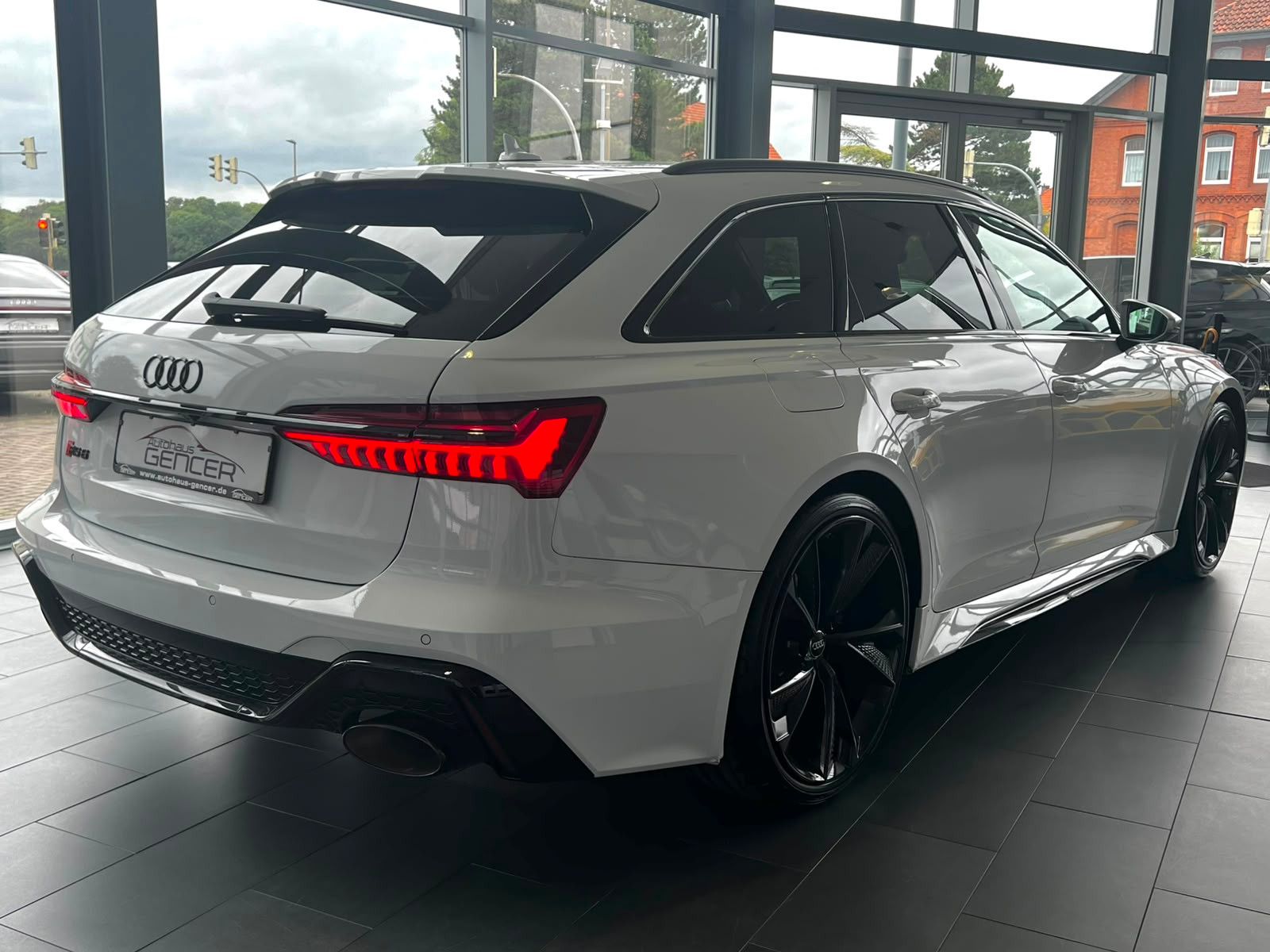 Audi RS6 Avant 4.0 TFSI quattro "Laser/B&O/Head-Up" foto 4